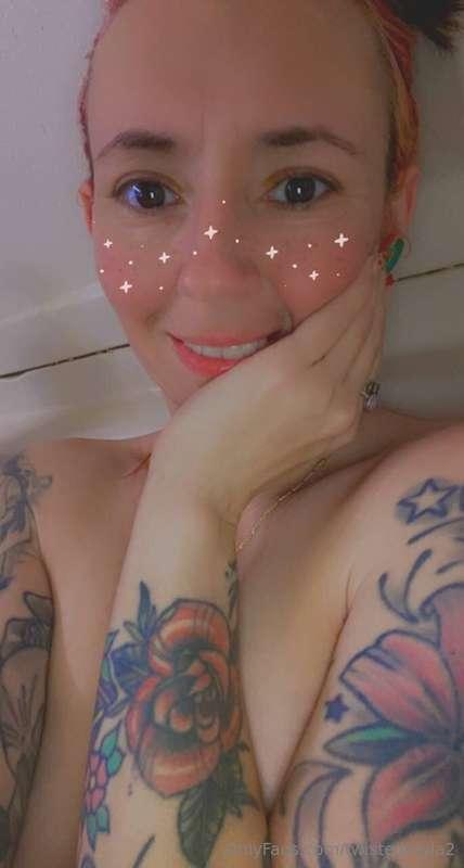 Tip this post if you are loving my page! 💋