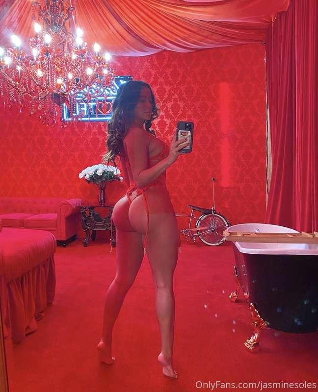 Will you be my valentine? 🥰