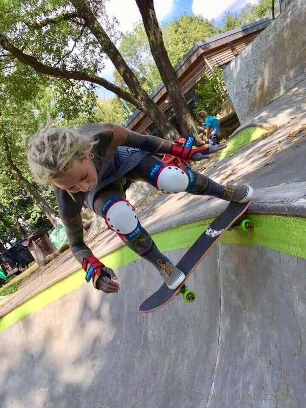 Let Me be your Skater Girl...🛹🥵