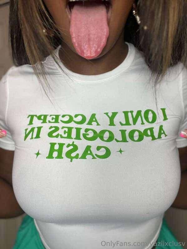 I want a huge load of cum right in my mouth who wants to be ..