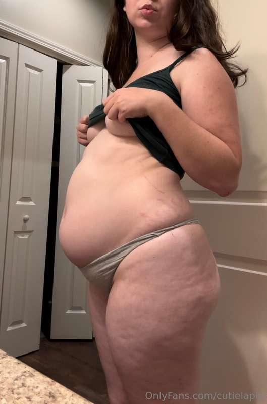 I’m feeling extra pear shaped lately 🍐