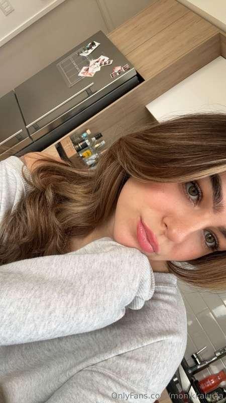 need someone to keep me warm ❤️