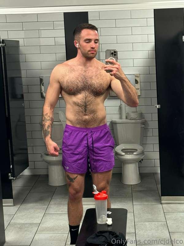 Hairy sweaty dude here