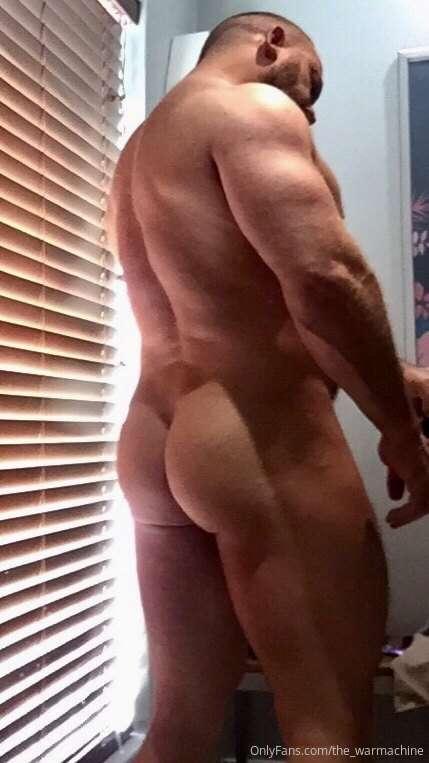 150kg/353 pounds squats can get you a pretty nice muscle ass