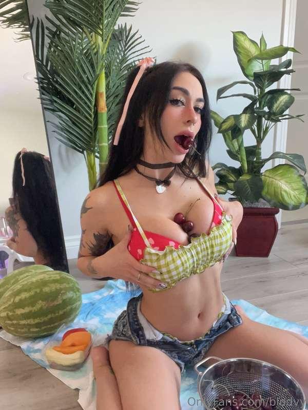 juicy and wet