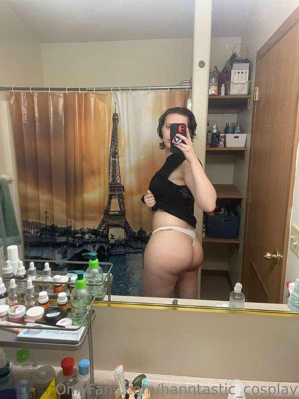 Sweating my booty off while moving this week 🥵