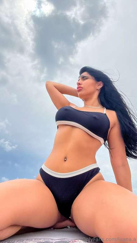 Did you know it's safer to sunbathe in cloudy weather than s..