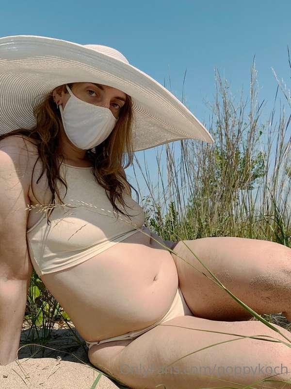 I can't believe I get to wake up with this perfect bikini bo..