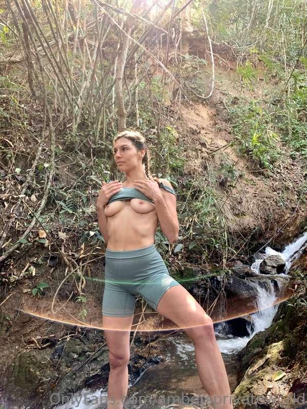 ambersprivateworld image #1