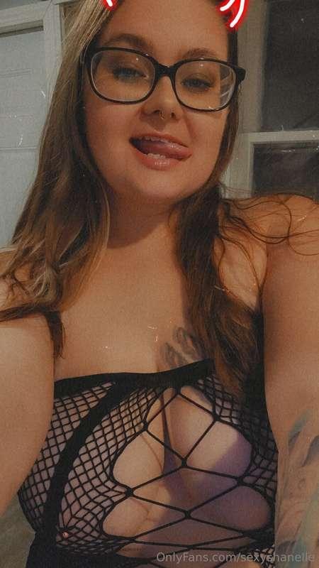 Looking to drink some of Santa's milk 😋🤤