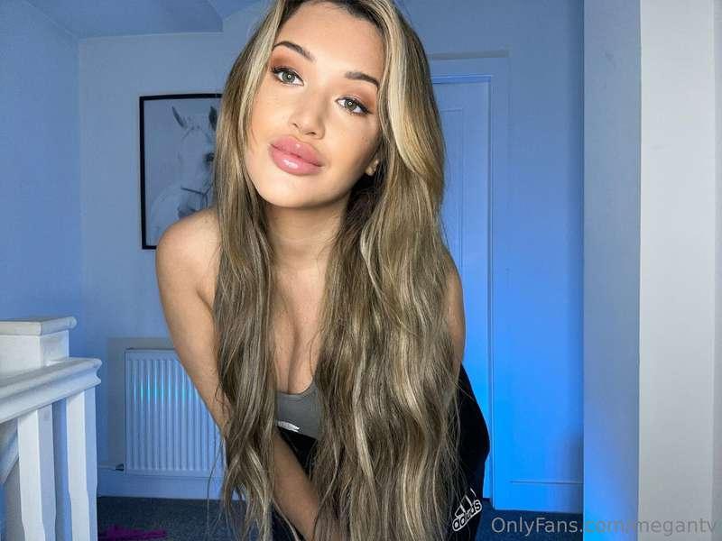 HEY youuuu, come talk to me on my exclusive account ! 😘 I’m ..