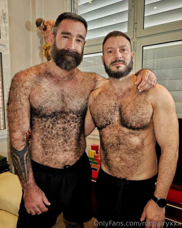 New video is coming @robhairyxxx @xuxobcn