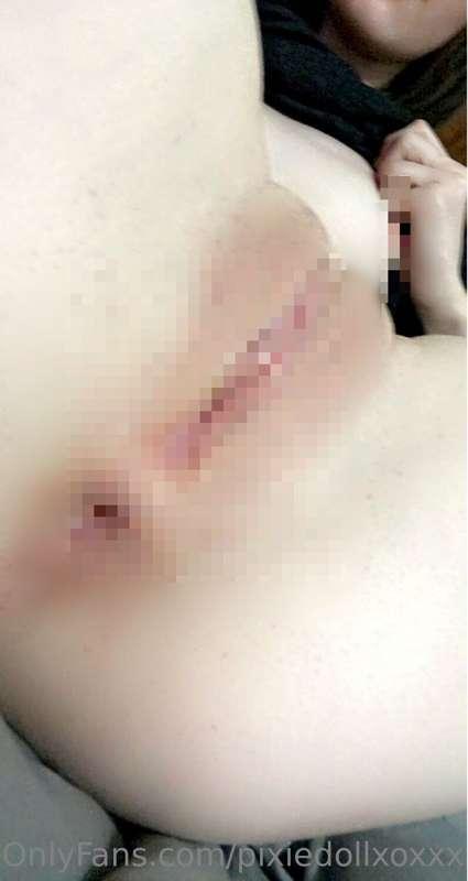 Want to see my tight pussy uncensored ?🥰 dm me