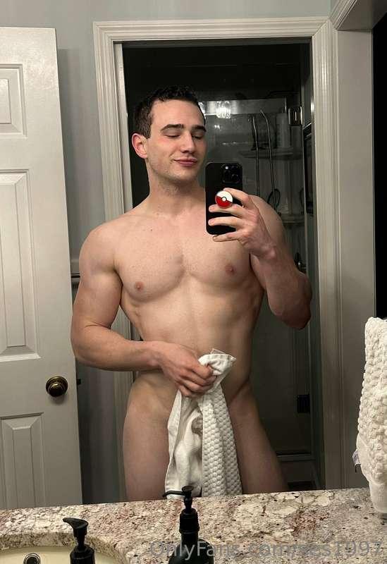 Swipe to uncover 🍑 🍆
