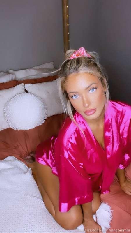 Happy National Girlfriend’s Day to me!!! Who’s gonna take me..