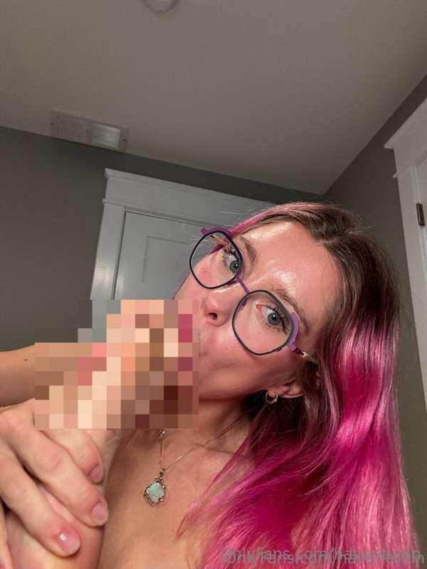  Ok but… Why are my feet so fucking talented 😏👣💦ㅤI put toget..