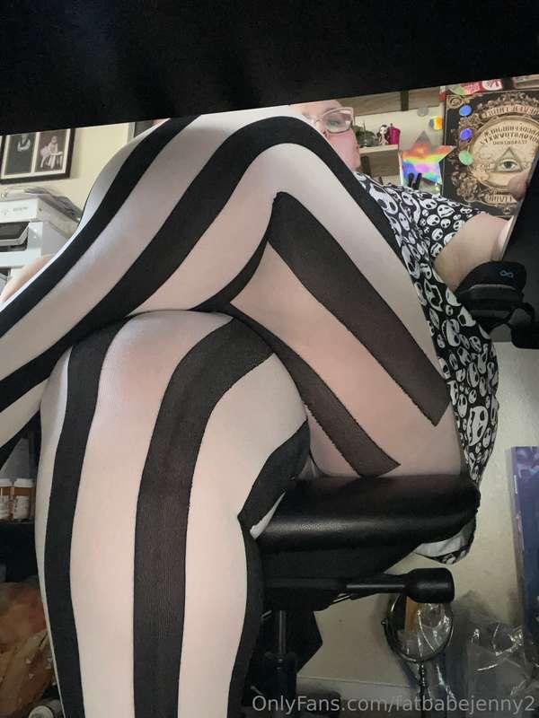 Mini preview for the POV paid post below. ;) 