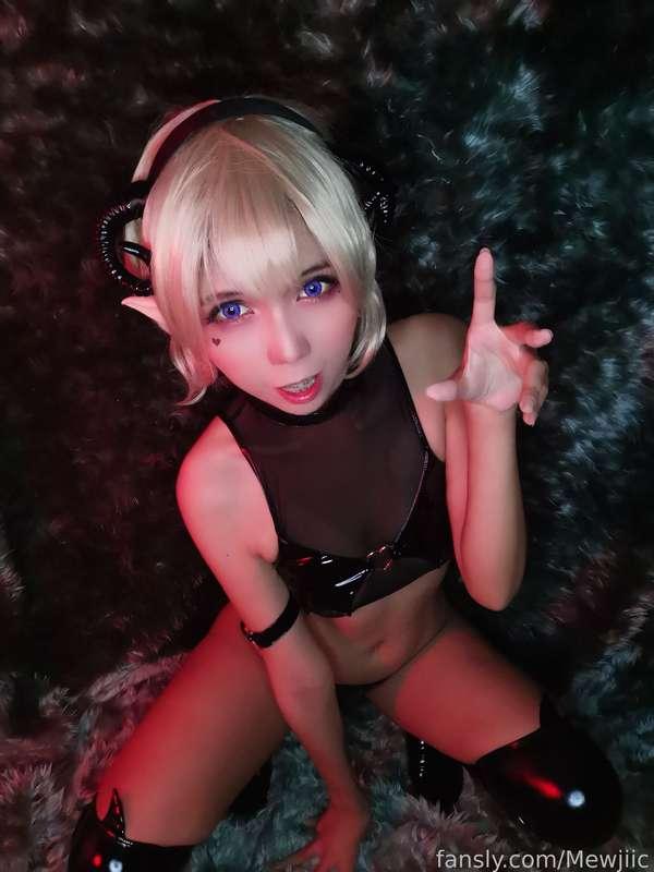 mewjiic image #5