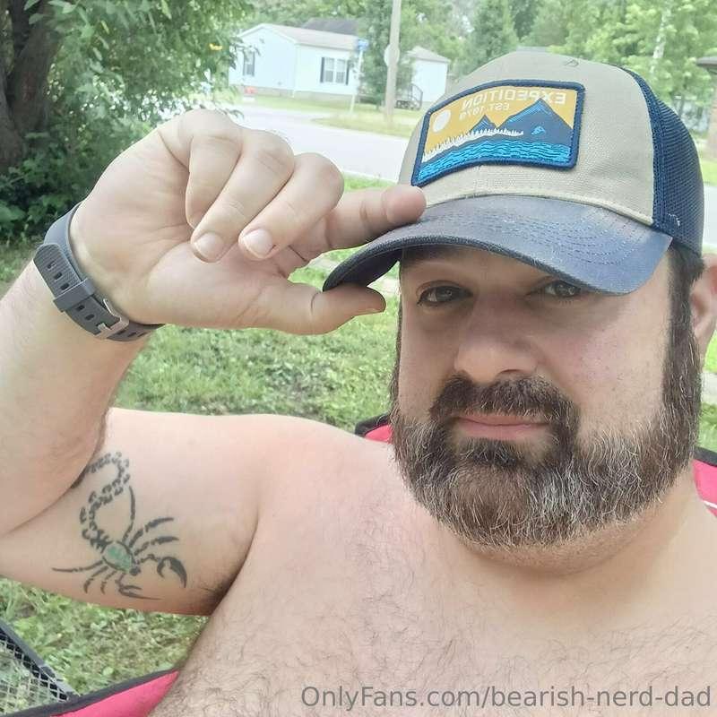 bearish-nerd-dad image #0