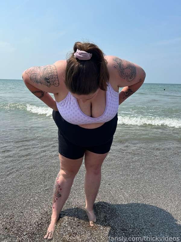 thickvideos image #1