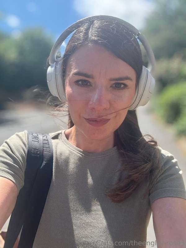 Off for a walk into town to get my nails done as the sun is ..