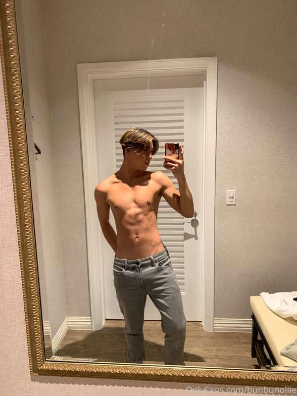 What’s up OF!!! I’m back for more exclusion content!! Very e..