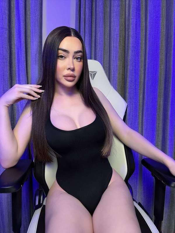 Sitting pretty, looking naughty-let’s level up this game tog..