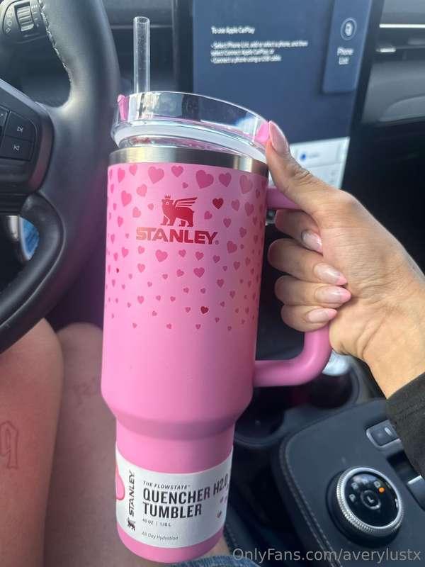 Pro tip❗️💖 ❗️Drink plenty of water 💧 and stay hydrated 💕 
