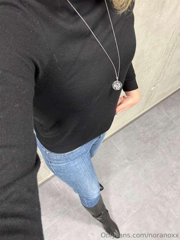 Good morning and have a great Monday from the office! 😇 What..