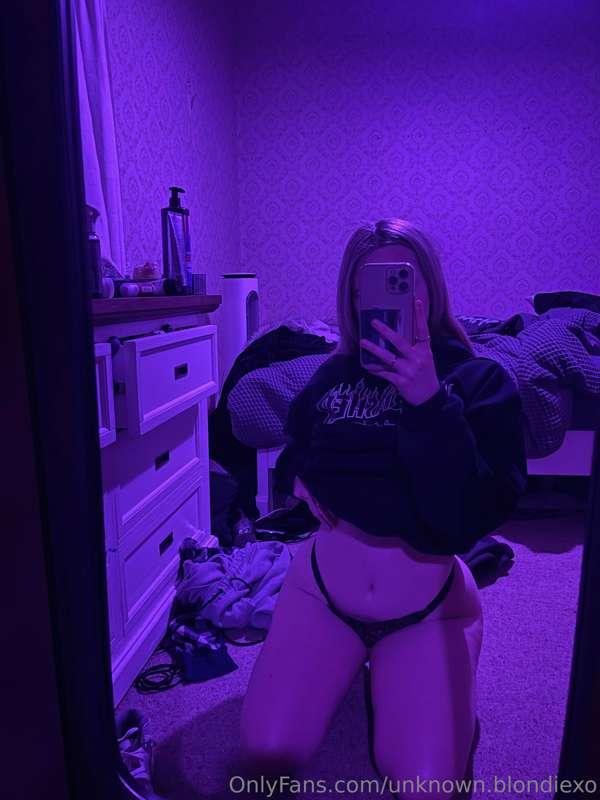 Me u + my bed, what we doing ?