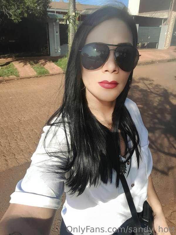 hello love...talk to me I'm 😘