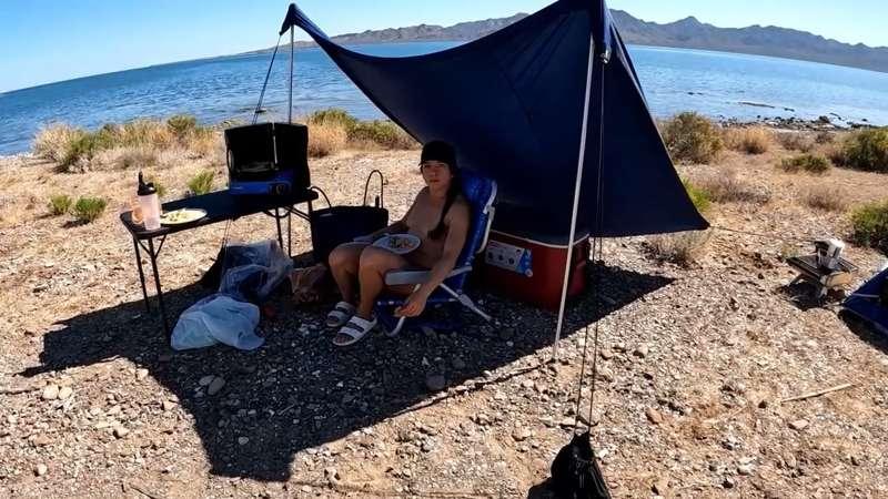 Raw | Naked breakfast in the wild, Mulegé
