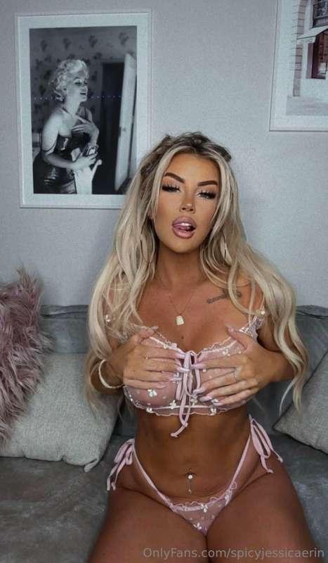 Are you going to cover me in your cum like this tonight 😈 I ..