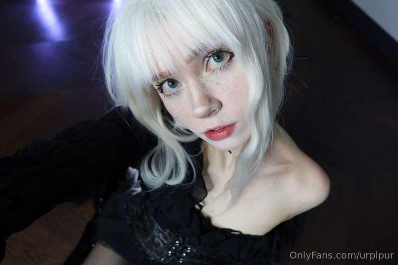 made you a halloween video ( pussy play , dildo , plug …) an..