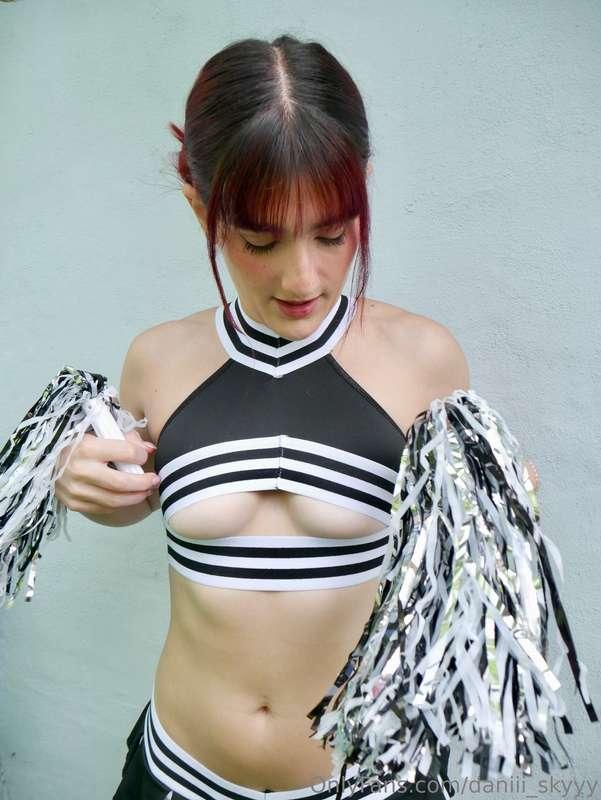 Would you fuck me behind the bleachers?? This naughty cheerl..