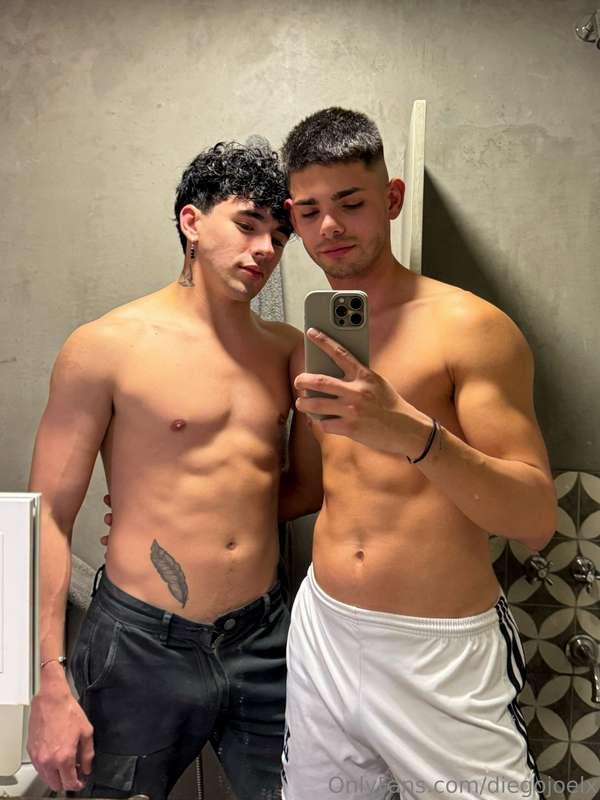 What do you think of my new cute friend? 🥵✨