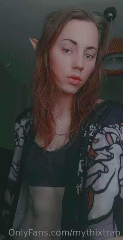 🧝🏻‍♀️🍼