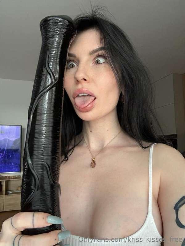 @ernesta_the_guevara -Anal🥵Masturbation 🥵Customs🥵Toys🥵Foot f..