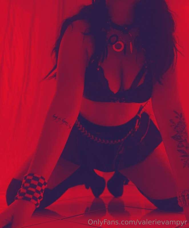 valerievampyr image #2