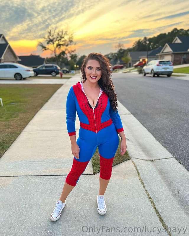 lucyshayy image #0