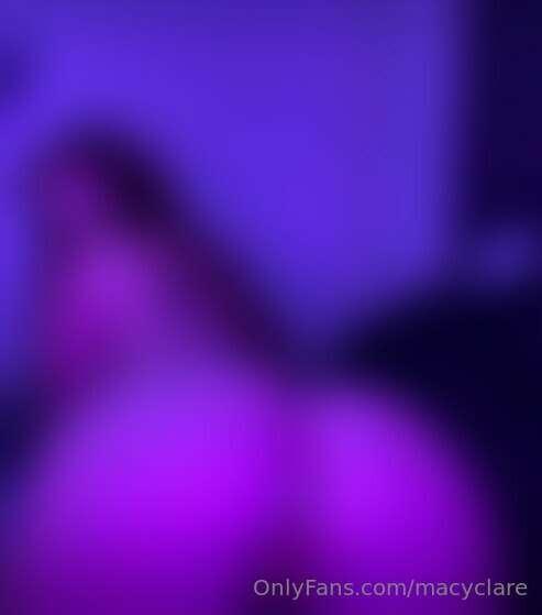 Would you spit on your 🍆 and slide it in my 🐱?