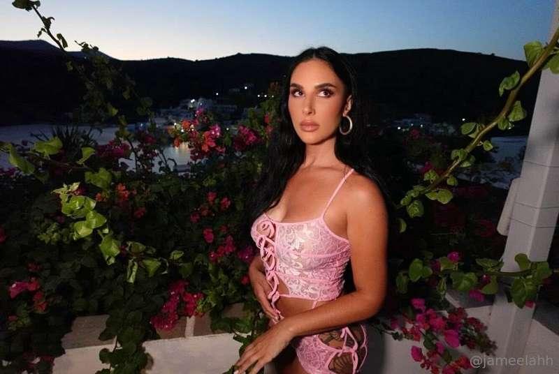 Drippin' in pink and a little bit of sass!