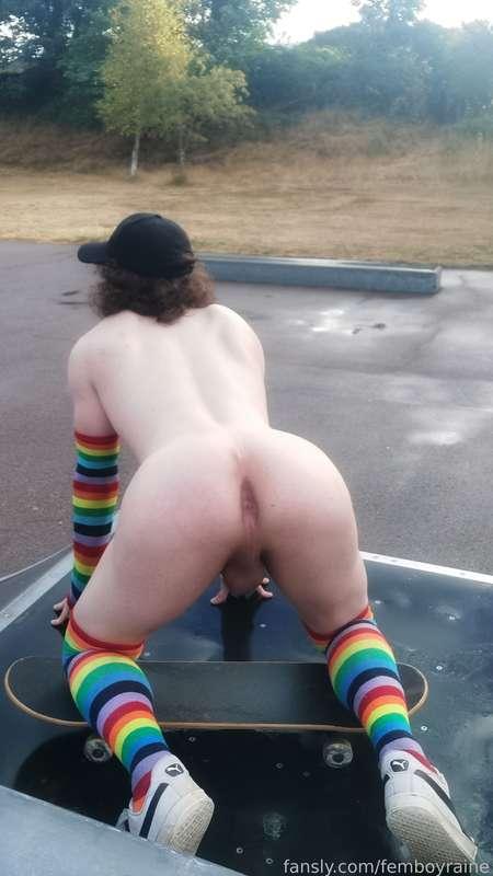 femboyraine image #14