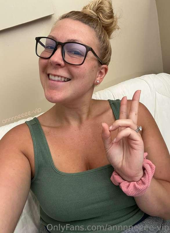 Can you tell I’m tired 😴😆🤓