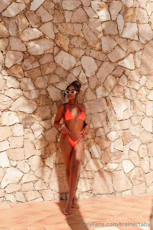 Bikini body, beachy keen 😏