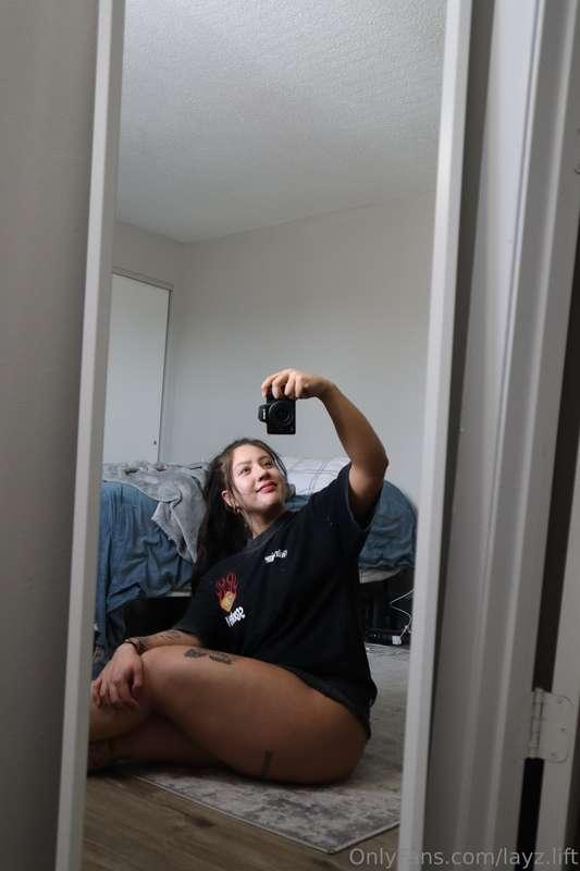 Just your muscle mommy checking in 😙💓