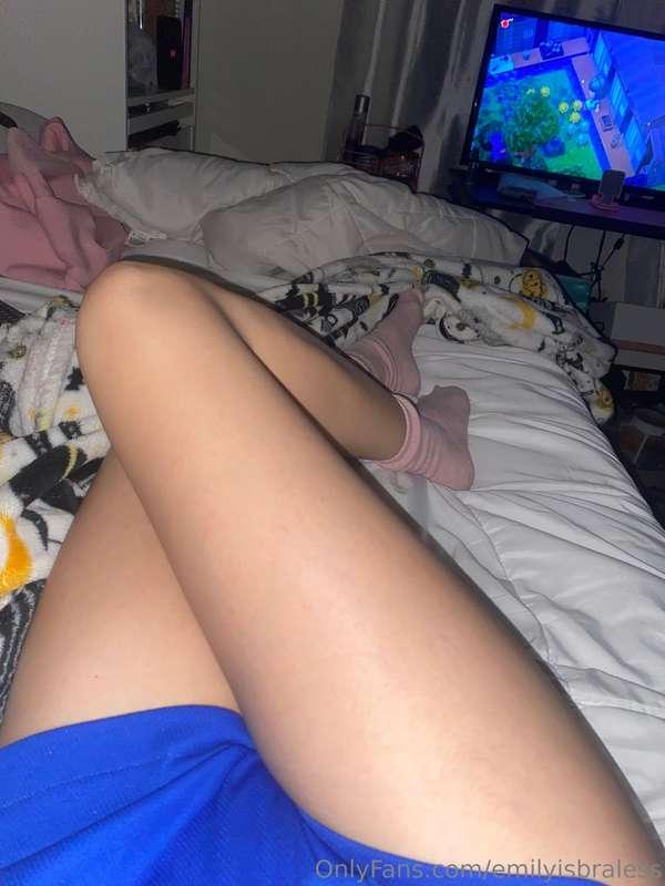 emilyisbraless image #0