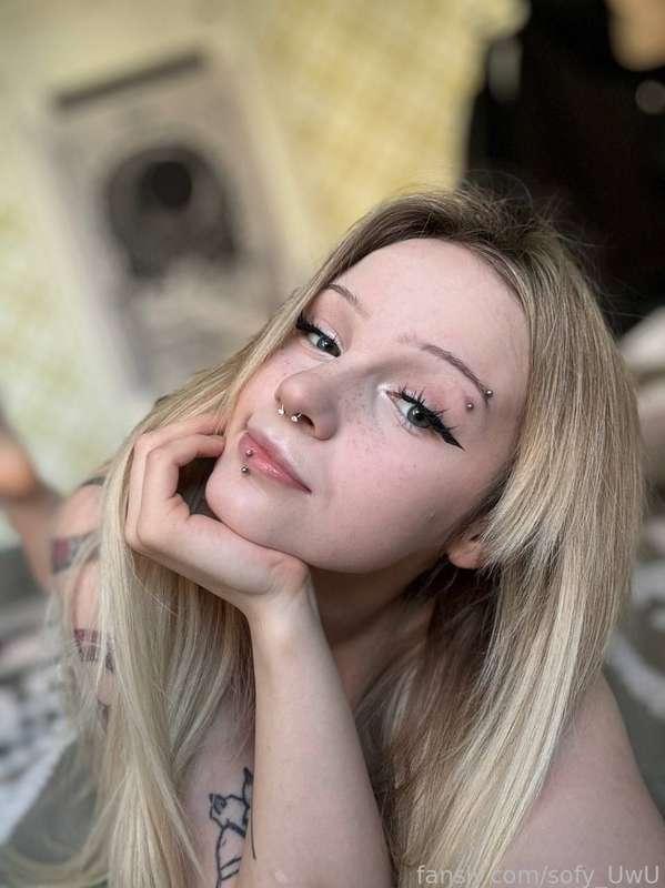 sofy_uwu image #1