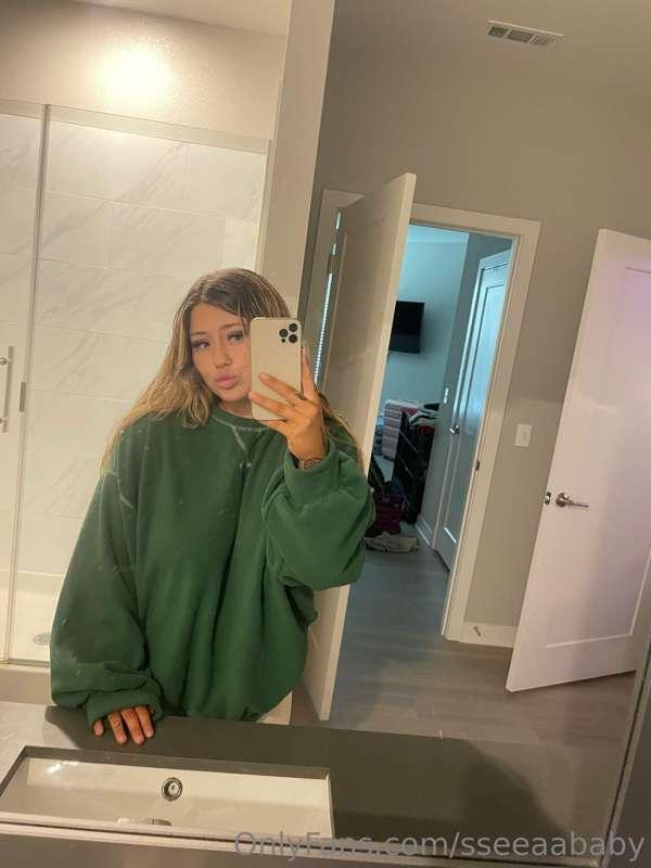 No makeup kind of day💚