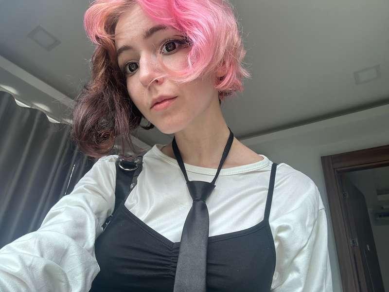 my skin is not perfect, but here I wanted to show you my eyes makeup &gt;&lt;

#fyp #selfie #bigeyes #young #purplehair #dyedhair #altgirl #alternative #grunge